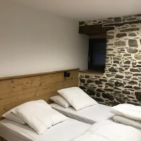 בית נופש Les Granges De Clarabide