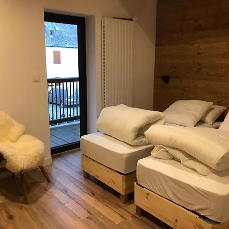 Les Granges De Clarabide בית נופש