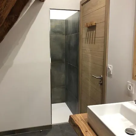 Les Granges De Clarabide בית נופש *