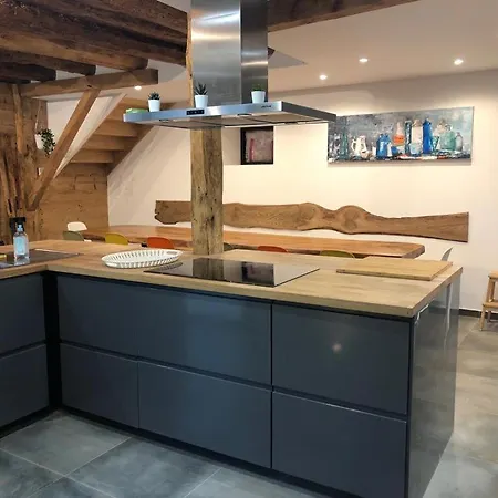 Les Granges De Clarabide לודנוויל