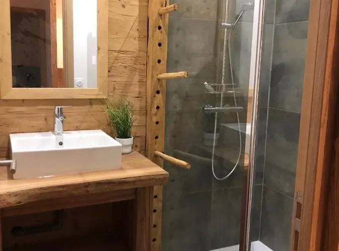 Les Granges De Clarabide *